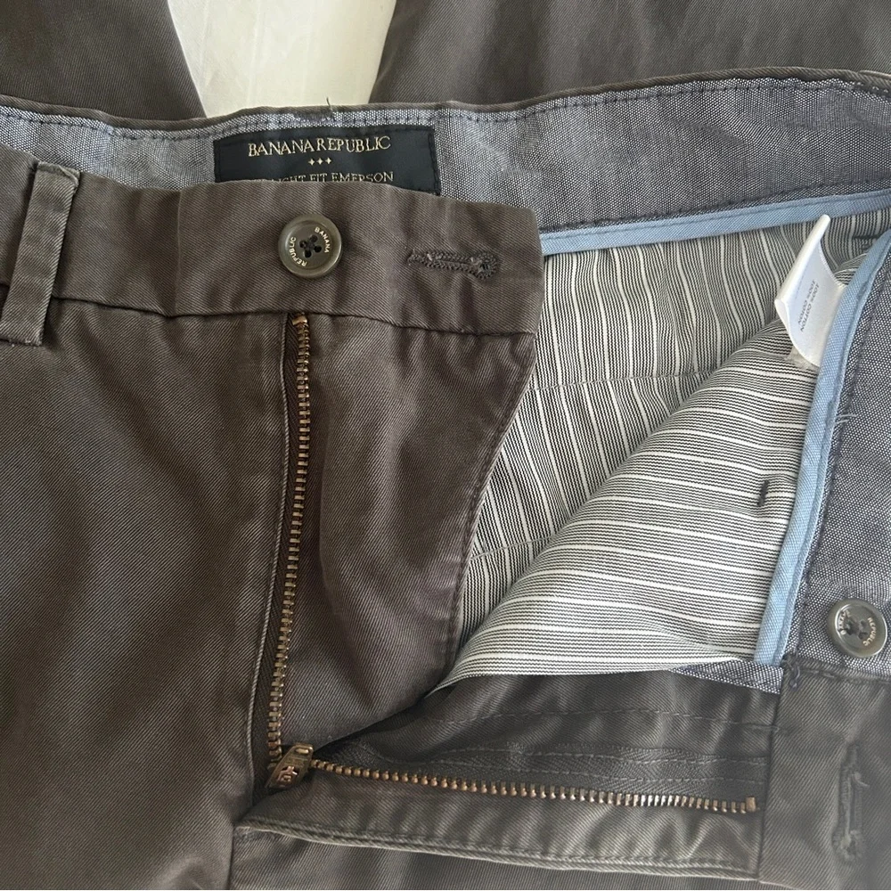 Banana Republic Men's Straight Fit Emerson Chino Sharp Grey Size 30x30